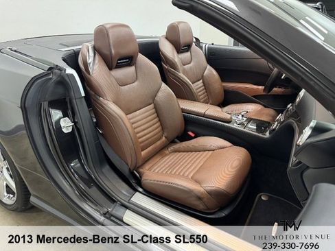 Used 2013 Mercedes-Benz SL 550 image 29