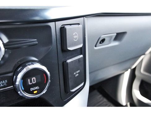 Used 2021 Ford F150 Limited AWD/4WD image 30