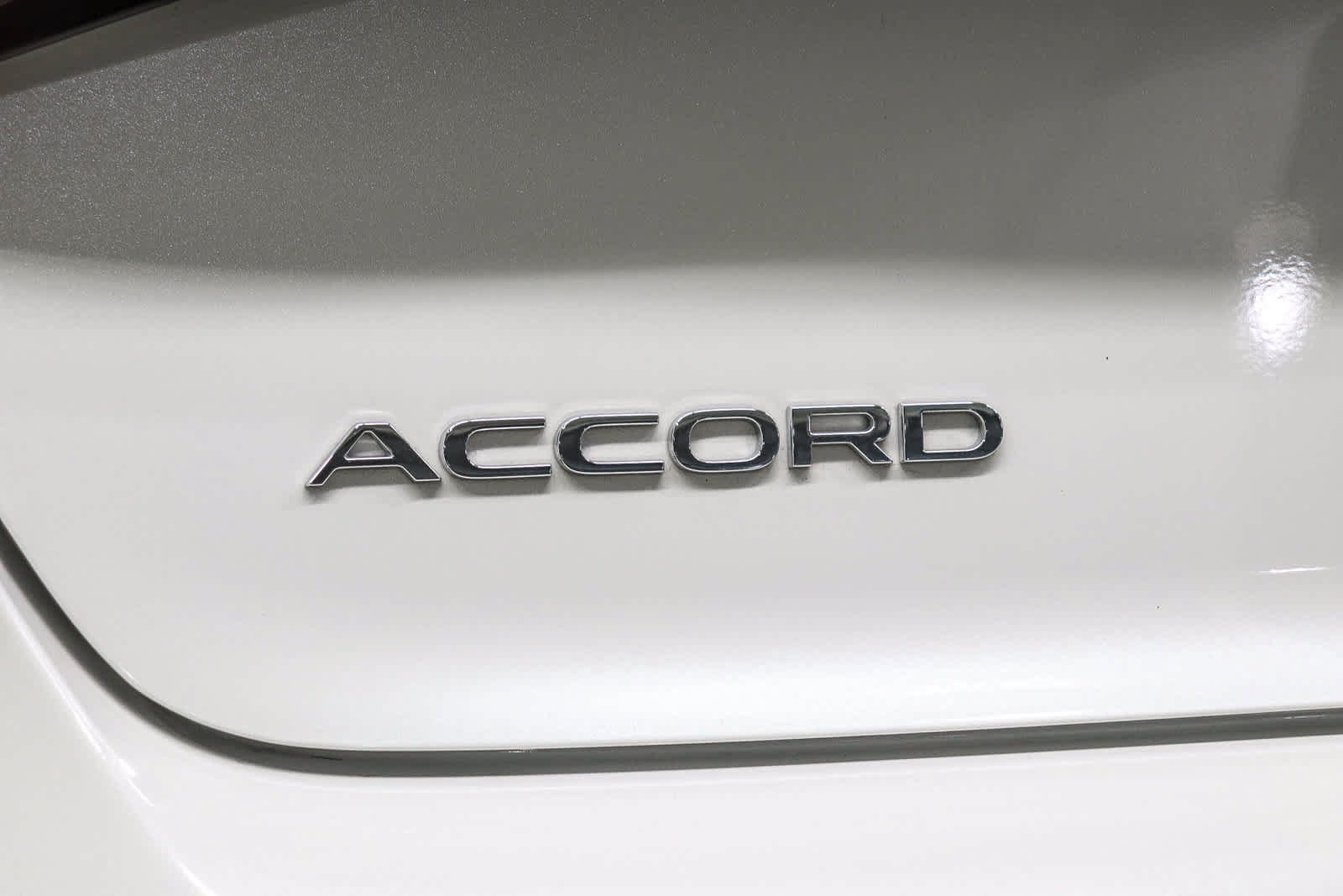 Used 2024 Honda Accord Sport image 12