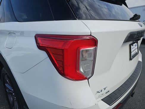 Used 2023 Ford Explorer XLT w/ Equipment Group 202A AWD/4WD image 41