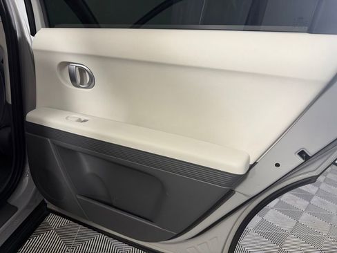 Used 2024 Hyundai Ioniq 5 SEL RWD image 29