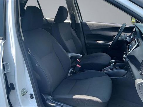 Used 2025 Nissan Kicks Play S FWD image 26