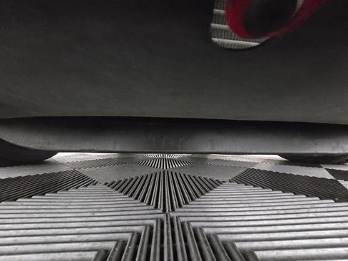 Used 2009 Pontiac Solstice GXP w/ Club Sport Package image 70