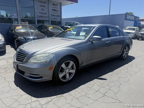Used 2010 Mercedes-Benz S 550 image 3