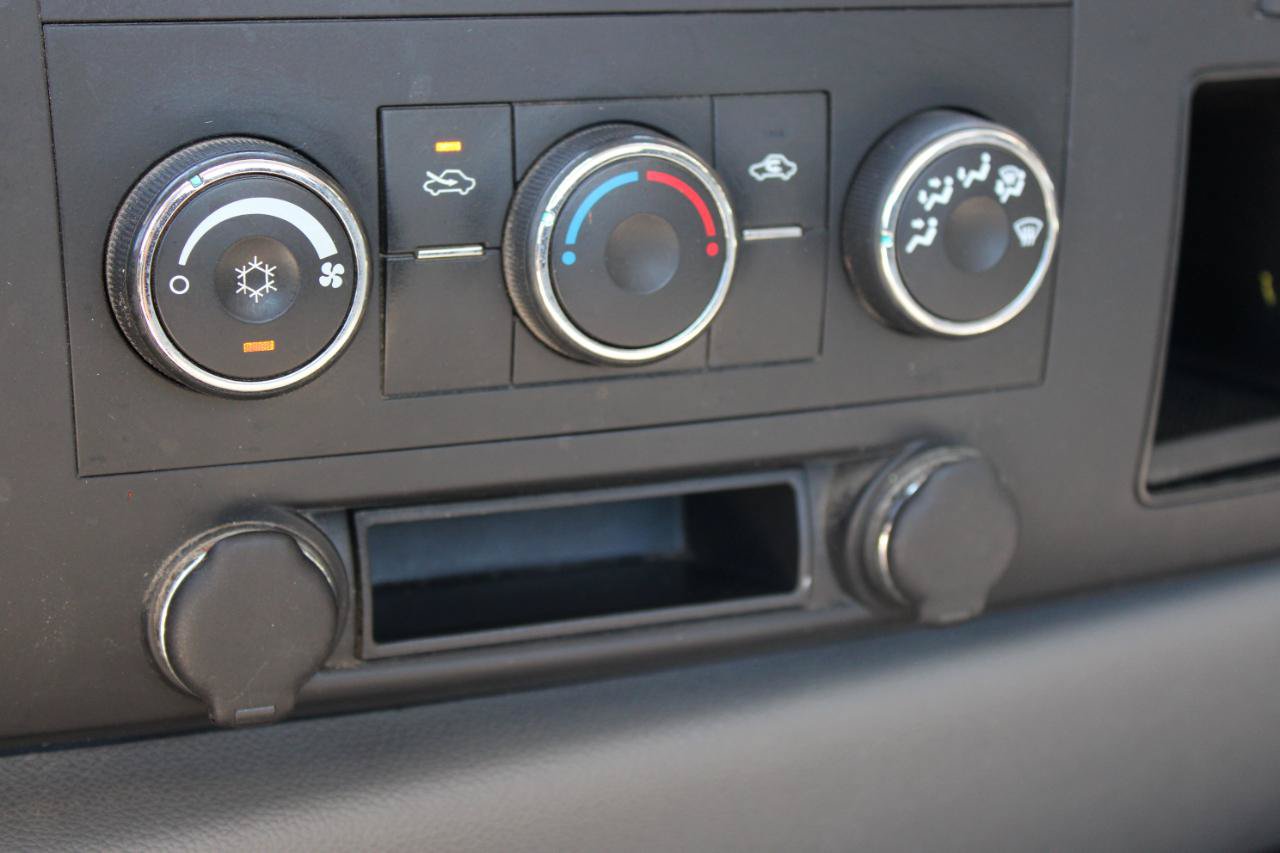 Used 2008 Chevrolet Silverado 1500 W/T RWD image 26