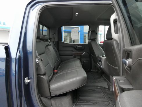 Certified 2022 GMC Sierra 1500 SLT w/ SLT Premium Plus Package image 17