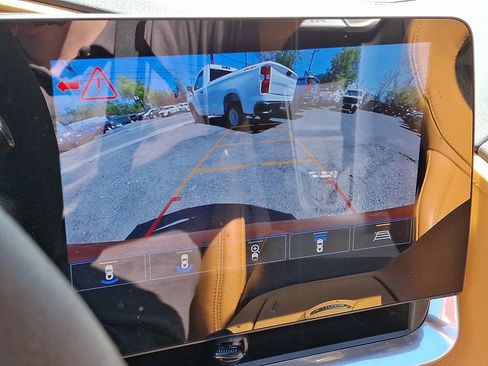 Used 2023 Chevrolet Corvette Stingray Preferred Conv w/ Z51 Performance Package RWD image 17