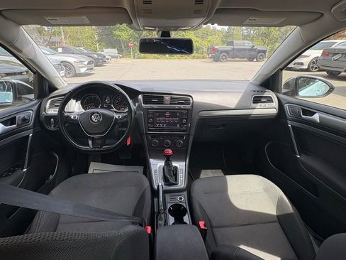 Used 2019 Volkswagen Golf S FWD image 24