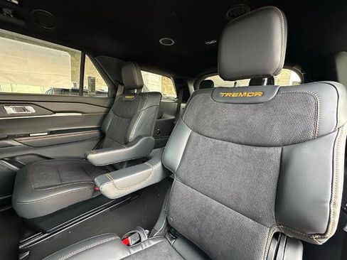 New 2026 Ford Explorer Tremor w/ Tremor Convenience Package image 19