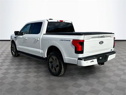 Used 2025 Ford F150 Lightning Flash image 7