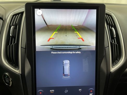 Used 2024 Ford Edge SEL w/ Convenience Package image 24