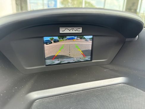 Used 2018 Ford Escape SE AWD/4WD image 5