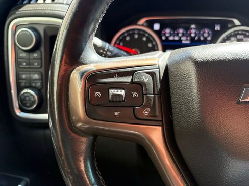 Used 2019 Chevrolet Silverado 1500 High Country w/ Technology Package image 17