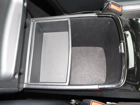 Used 2025 Kia Telluride S FWD image 30