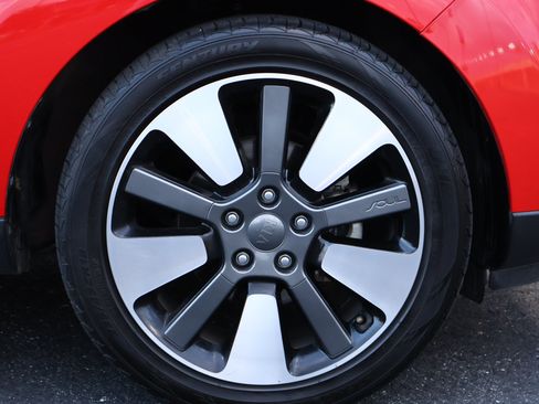 Used 2015 Kia Soul ! w/ Sun & Sound Package FWD image 23