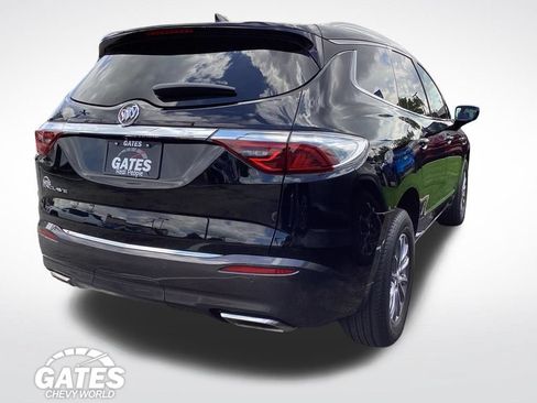 Used 2023 Buick Enclave Essence FWD image 8