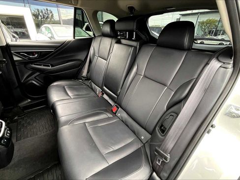Used 2021 Subaru Outback Limited image 39