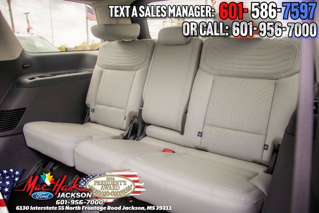 Used 2026 Ford Expedition Platinum w/ Platinum Ultimate Package AWD/4WD image 70