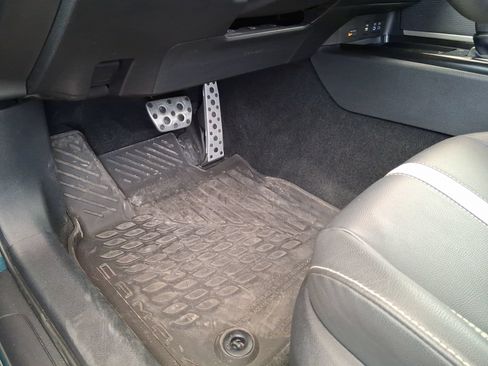 Used 2025 Toyota Camry SE w/ Convenience Package AWD/4WD image 7