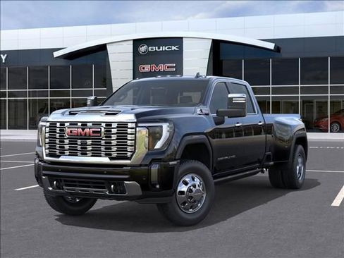 New 2026 GMC Sierra 3500 Denali w/ Denali Reserve Package image 6