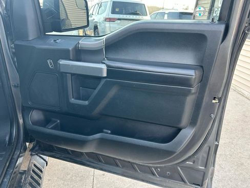 Used 2016 Ford F150 XLT w/ Equipment Group 302A Luxury image 16