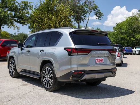 Used 2026 Lexus LX 700h Luxury w/ Appearance Package AWD/4WD image 3