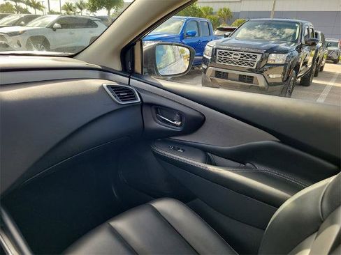 Certified 2022 Nissan Murano SV image 19
