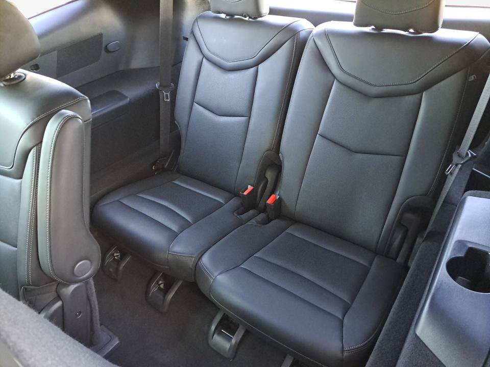 Used 2025 Cadillac XT6 Premium Luxury FWD image 13