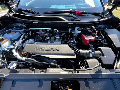 New 2026 Nissan Rogue Platinum image 16