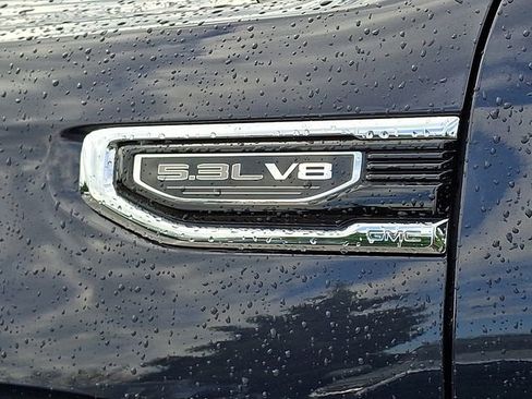Used 2025 GMC Sierra 1500 SLT AWD/4WD image 30