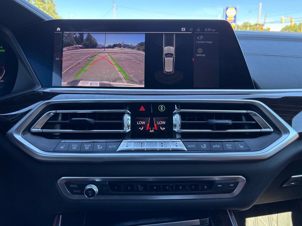Used 2019 BMW X5 xDrive40i w/ Premium Package 2 AWD/4WD image 30