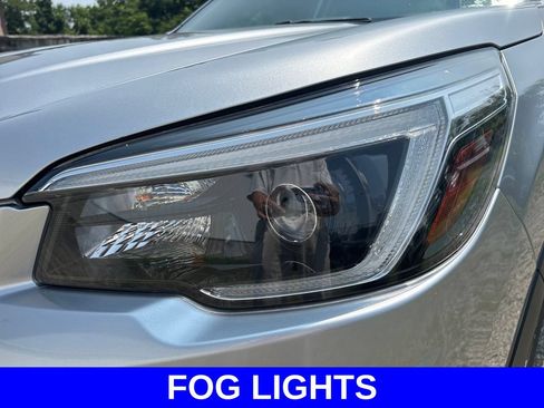 Used 2021 Subaru Forester Premium AWD/4WD image 10