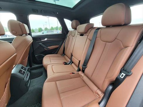 Certified 2024 Audi Q5 2.0T Prestige AWD/4WD image 15