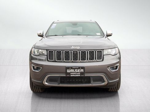 Used 2018 Jeep Grand Cherokee Limited AWD/4WD image 8