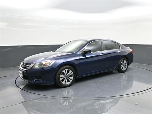 Used 2015 Honda Accord LX image 31