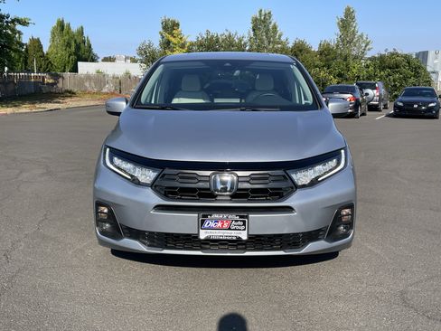 Used 2025 Honda Odyssey EX-L image 8