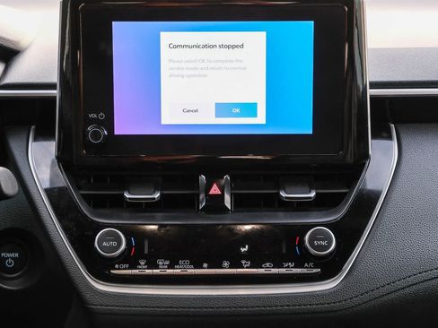 Certified 2024 Toyota Corolla Cross AWD Hybrid image 14
