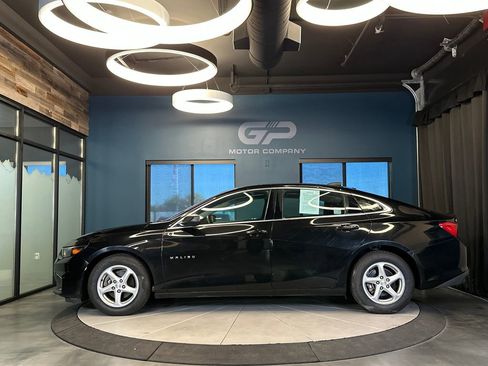 Used 2018 Chevrolet Malibu LS FWD image 6