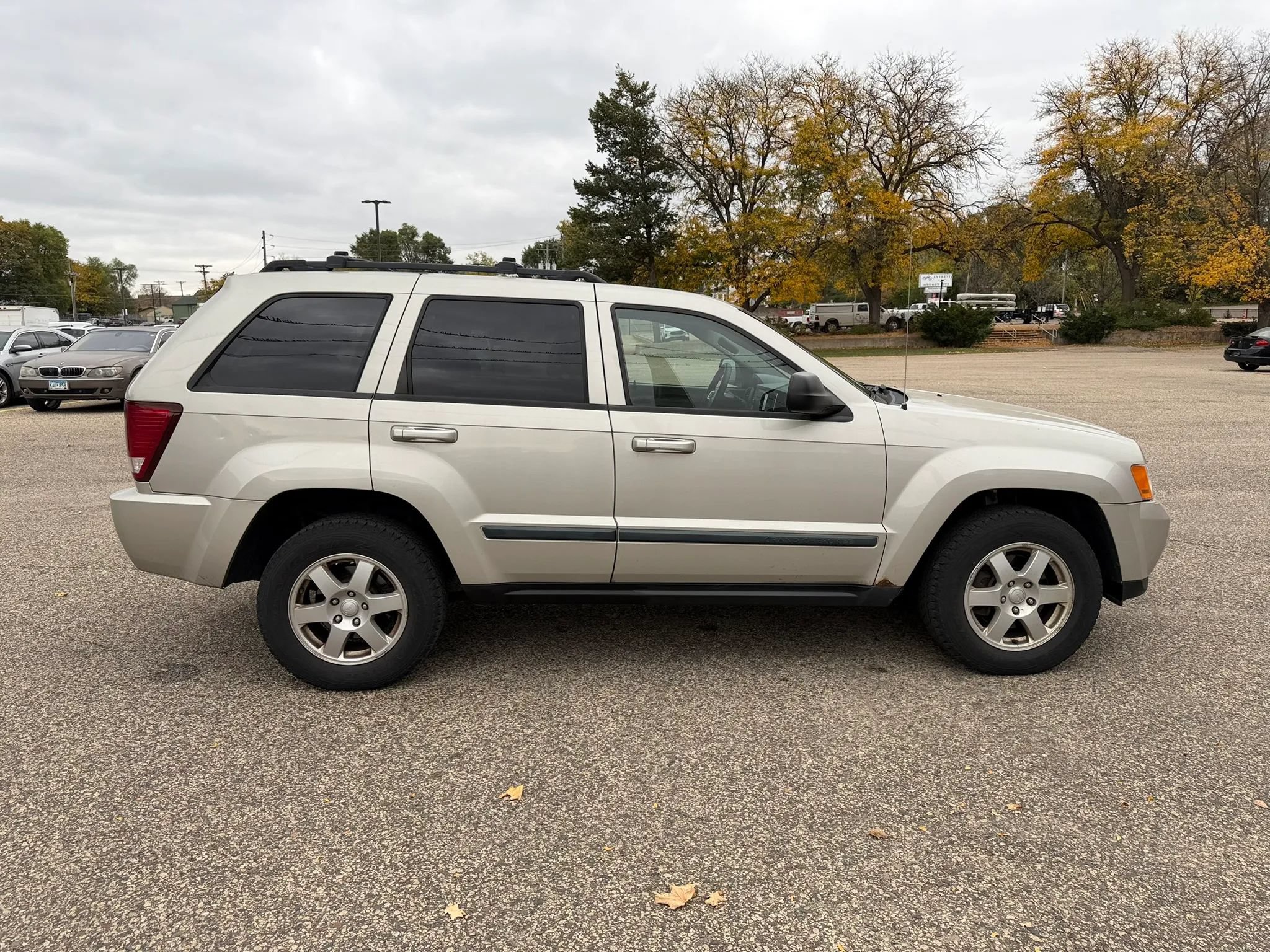 Used 2008 Jeep Grand Cherokee Laredo w/ Sun/Sound Group AWD/4WD image 7