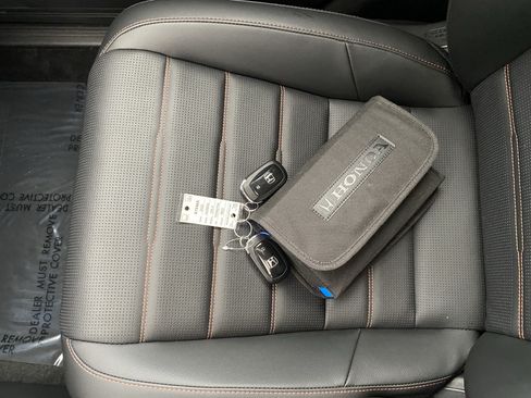 Used 2026 Honda CR-V Sport-L image 9