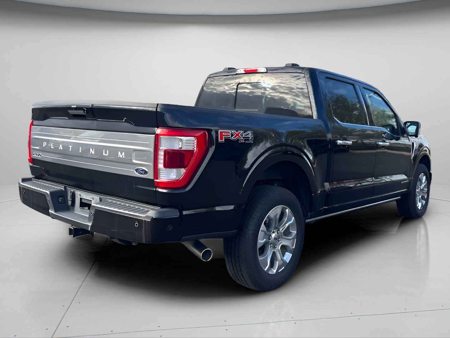 Used 2023 Ford F150 Platinum w/ Equipment Group 701A High AWD/4WD image 6