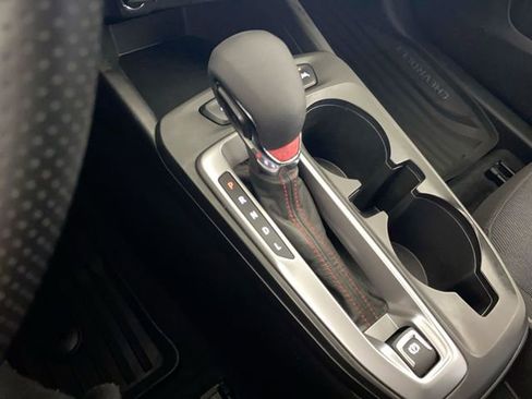 Used 2024 Chevrolet Trax RS w/ Driver Confidence Package image 43