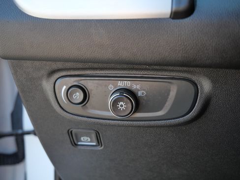 Used 2024 GMC Terrain SLE AWD/4WD image 26