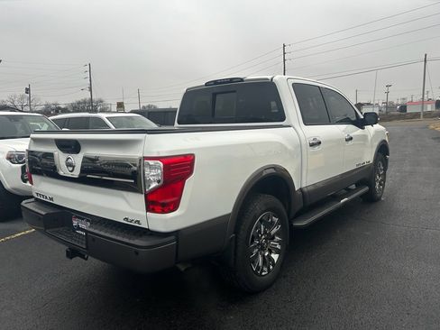 Used 2019 Nissan Titan Platinum Reserve image 3