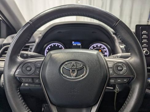 Used 2024 Toyota Camry SE image 20