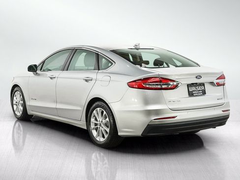 Used 2019 Ford Fusion SEL FWD image 3
