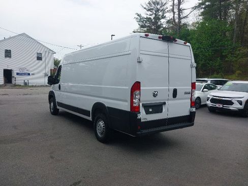 Used 2025 RAM ProMaster 3500 w/ Safety Group FWD image 6