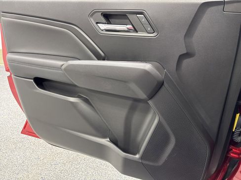 Used 2023 Chevrolet Colorado LT w/ LT Convenience Package III image 28