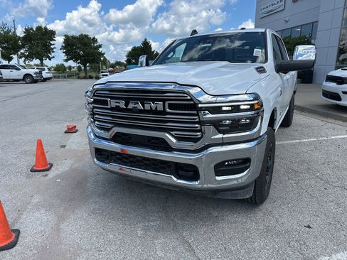 New 2025 RAM 3500 Laramie image 11