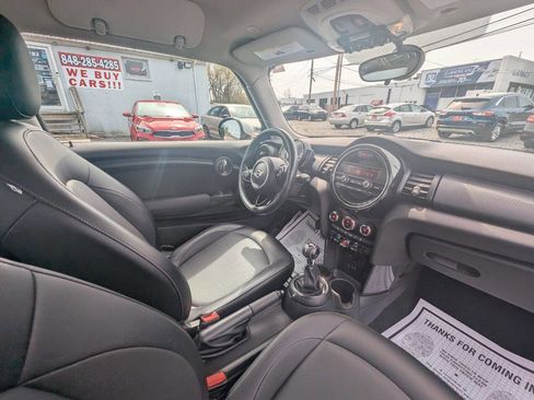 Used 2015 MINI Cooper 2-Door Hardtop image 14